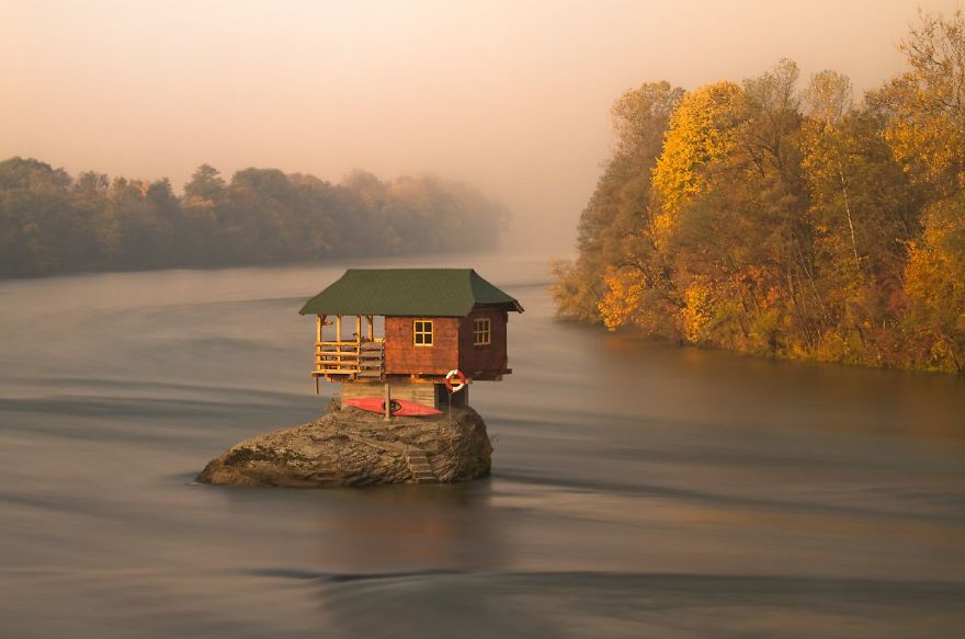 Casita del Lago, Serbia.