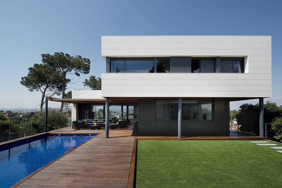 Lyxhus med pool och fantastisk utsikt i närheten av Barcelona