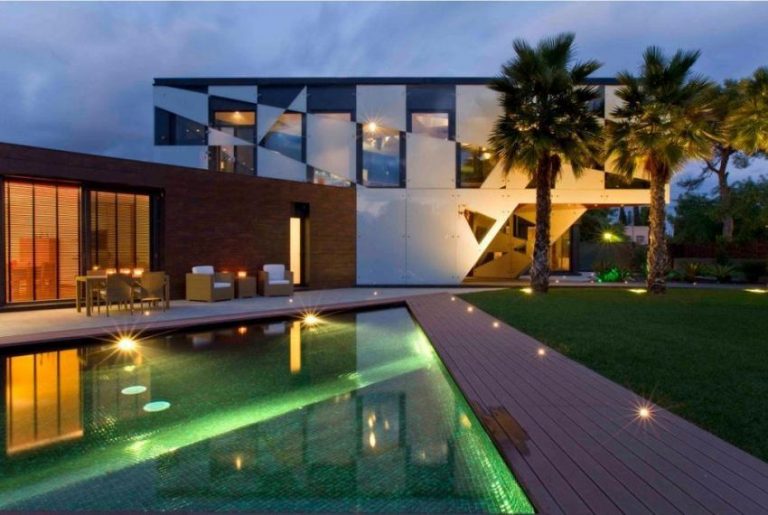 Villas in Barcelona: Luxurious way to stay - Barcelona Home