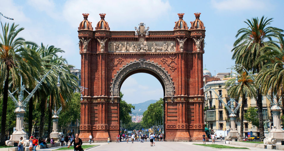 Arc De Triomf beautiful architecture display