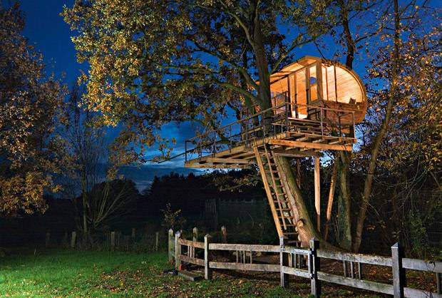 Top 10 Most Amazing Tree Houses Barcelona-Home