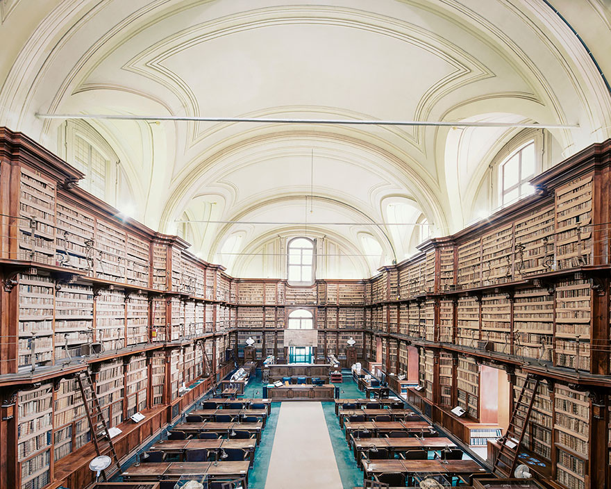 The 14 finest libraries around the world Barcelona-Home