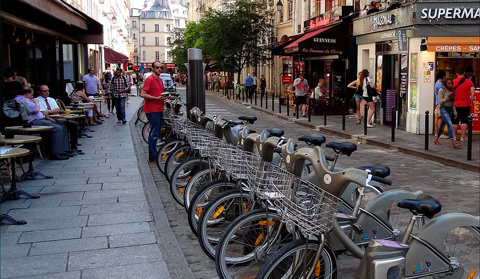 Top 14 bike-friendly cities in the world Barcelona-Home