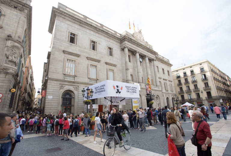 La fête de Sant Jordi en Catalogne - Barcelona Home