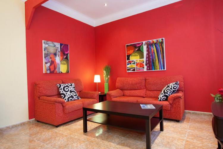 Appartements rouge dans Barcelone