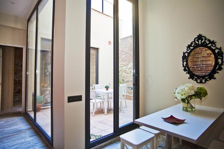 Three bedroom rental in Sants, Barcelona Home