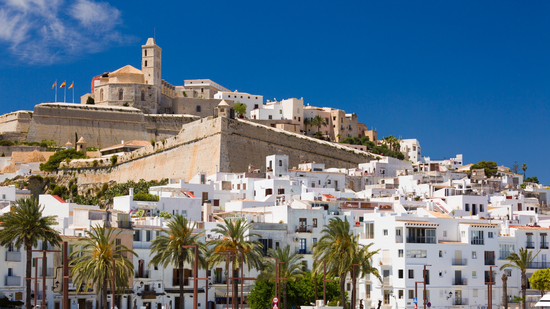 ibiza-town-view-1465840337tZW