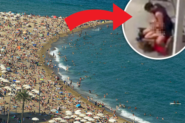 Wild Canary Island Beach Sex - Couple caught having public sex in Barceloneta - Events and ...