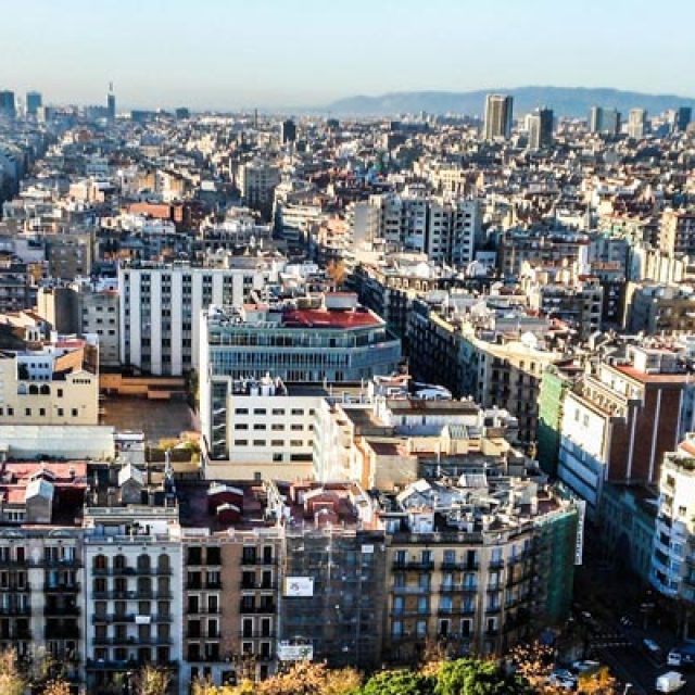 Foreigners drive up the prices of luxury apartments in Barcelona