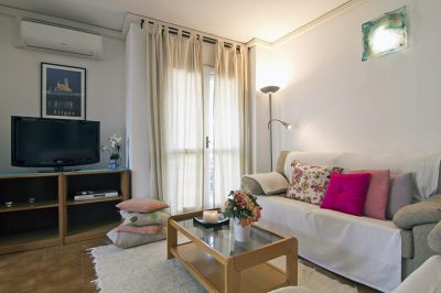 ACCOMMODATION WITH POOL IN SITGES