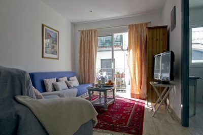 COMFORTABLE APARTMENT IN SITGES