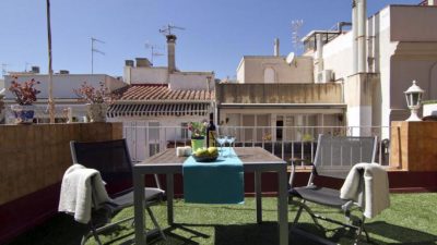 APARTMENT WITH TERRACE IN SITGES