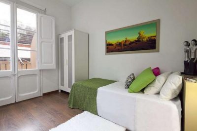 bedroom 3 apartment nearby Sagrada Familia