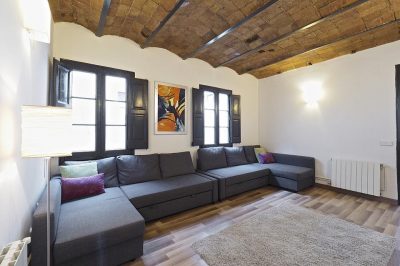LOVELY APARTMENT IN THE CENTRE OF BARCELONA