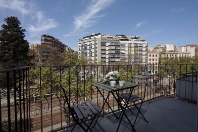 balcony apartment with view to Sagrada Familia