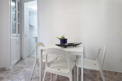  Table apartment near to Montjuic