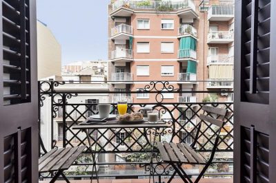 balcony For rent flat in Barcelona