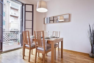 dining table For rent flat in Barcelona
