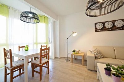 table apartment close to Camp Nou Barcelona