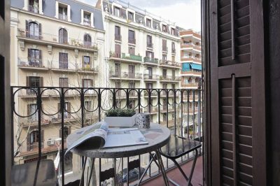 balcony holiday apartment near Sagrada Familia