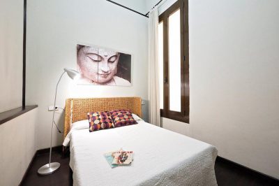 bedroom 2 holiday apartment near plaza catalunya