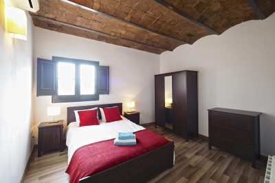 bedroom 1 lovely apartment in center of Barcelona