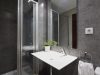 bathroom apartment near hospital de Sant Pau