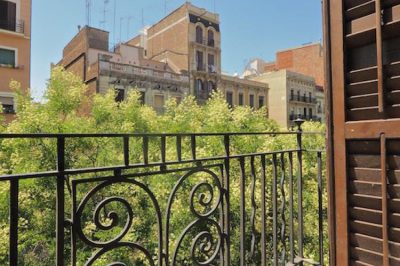 balcony apartment plaza espanya