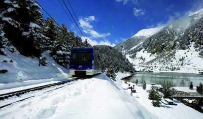 Pyrenees Skiing