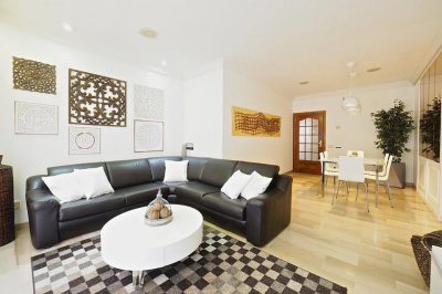 APARTMENT HOUSE CLOSE TO PLAZA ESPANYA