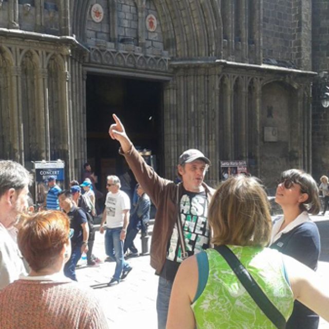 BARCELONA HOMELESS WALKING TOURS