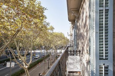 balcony apartment near Gran Via