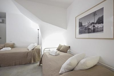 apartment for groups close to Sagrada Familia