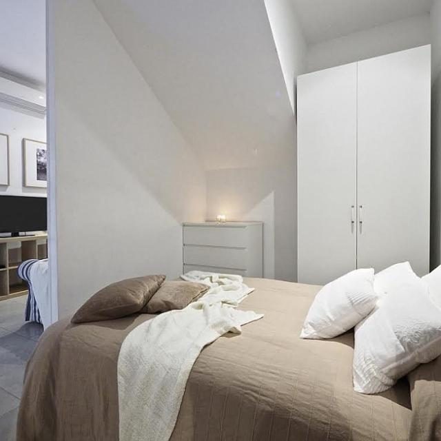 4 PERSON APARTMENT CLOSE TO SAGRADA FAMILIA